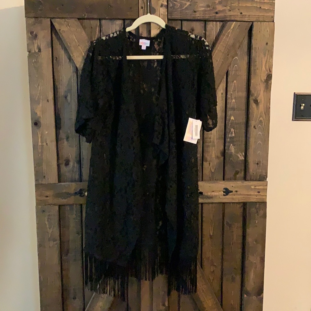 Lularoe (LLR) Lace Monroe w/fringe detail